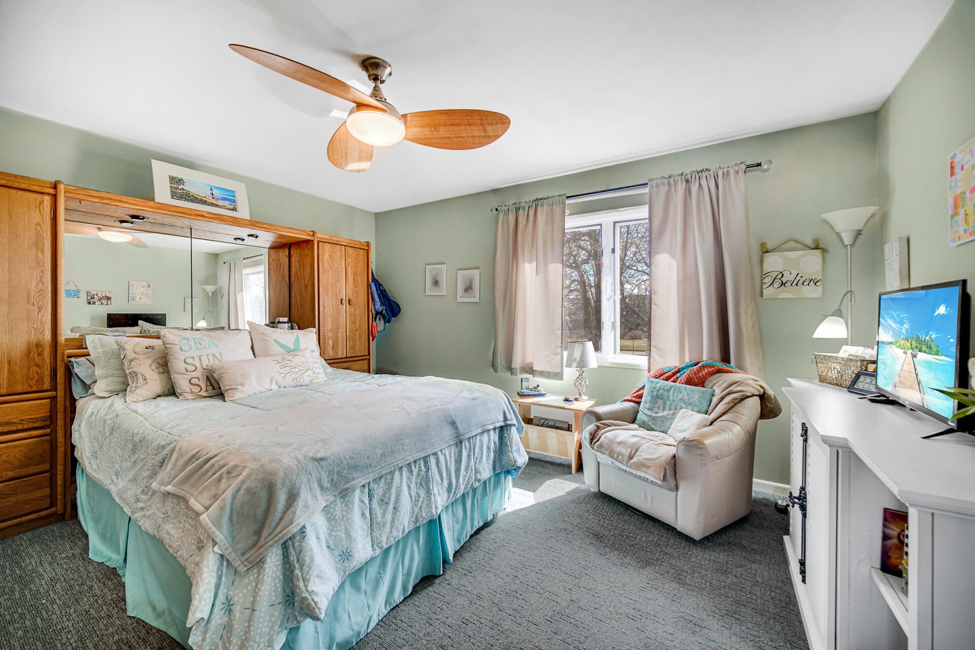 1 Marine Drive Unit: 2