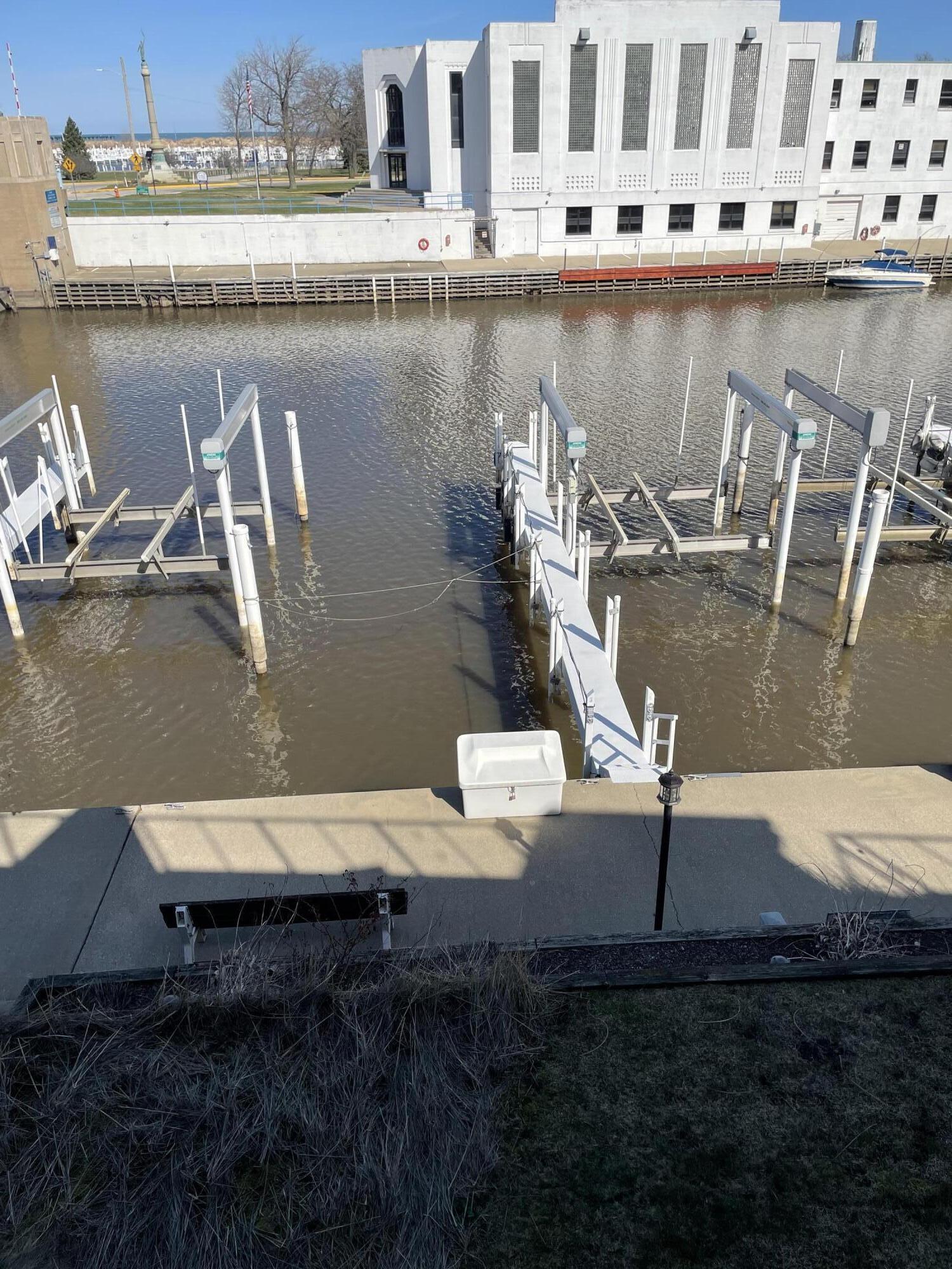 1 Marine Drive Unit: 2