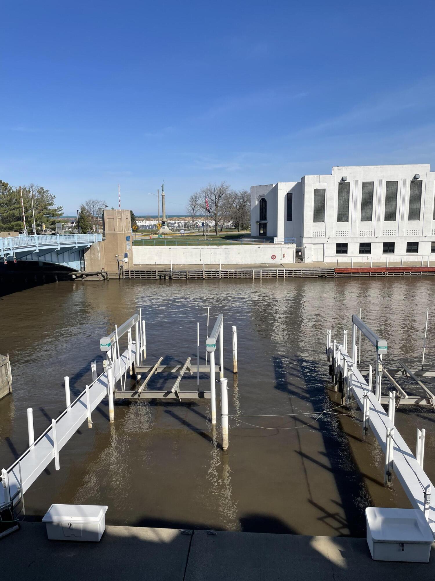 1 Marine Drive Unit: 2