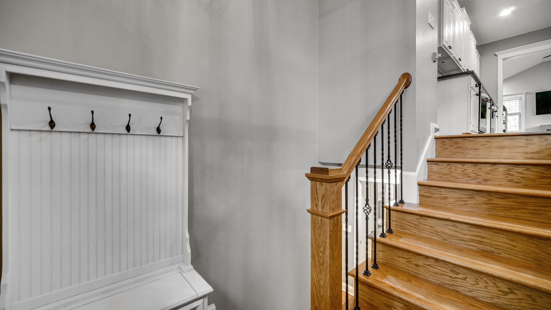 1381 Dixon Parkway