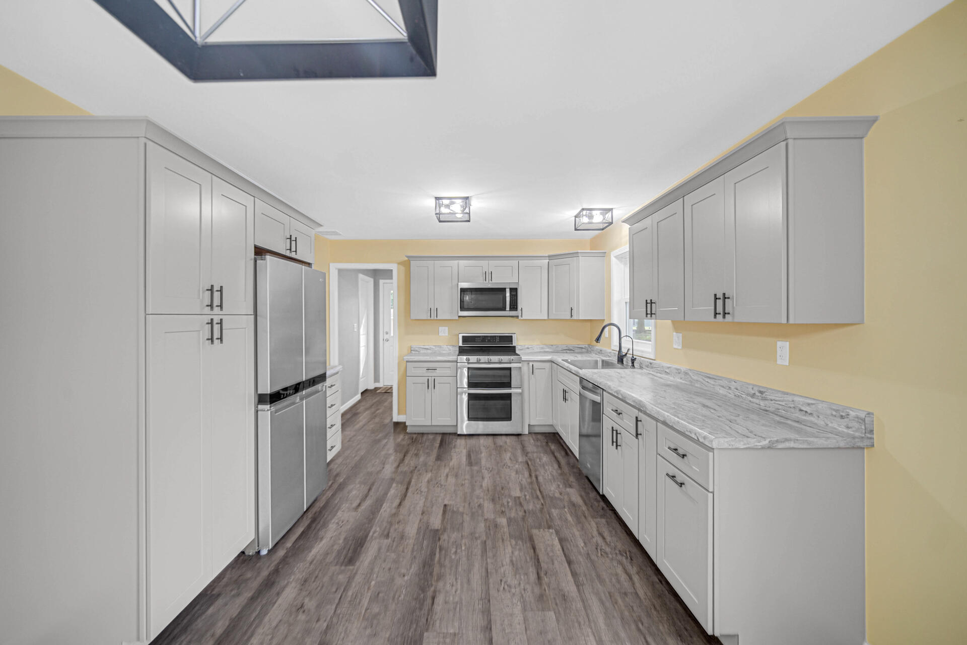 199 1/2 W Mcclung Road Unit: 5