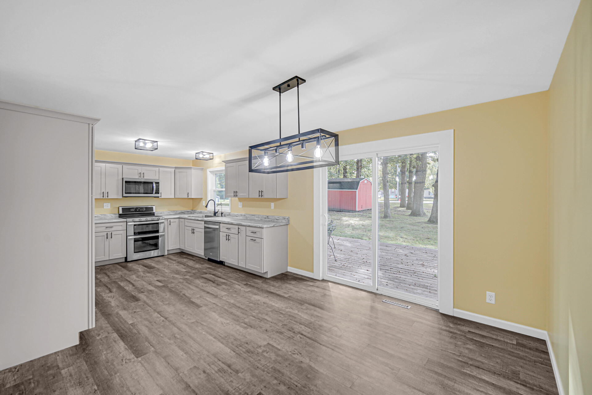 199 1/2 W Mcclung Road Unit: 5