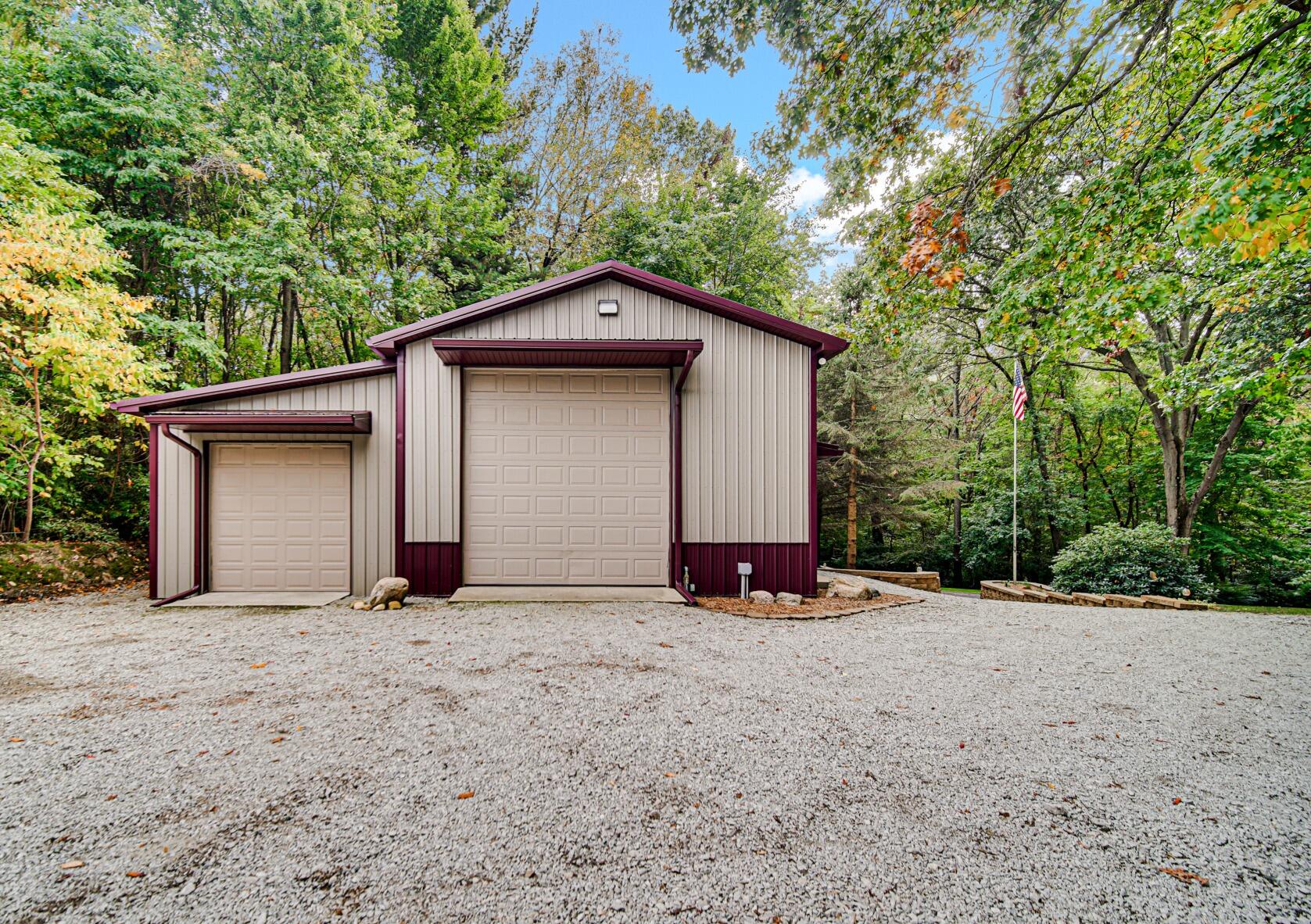 4079 W Schultz Road