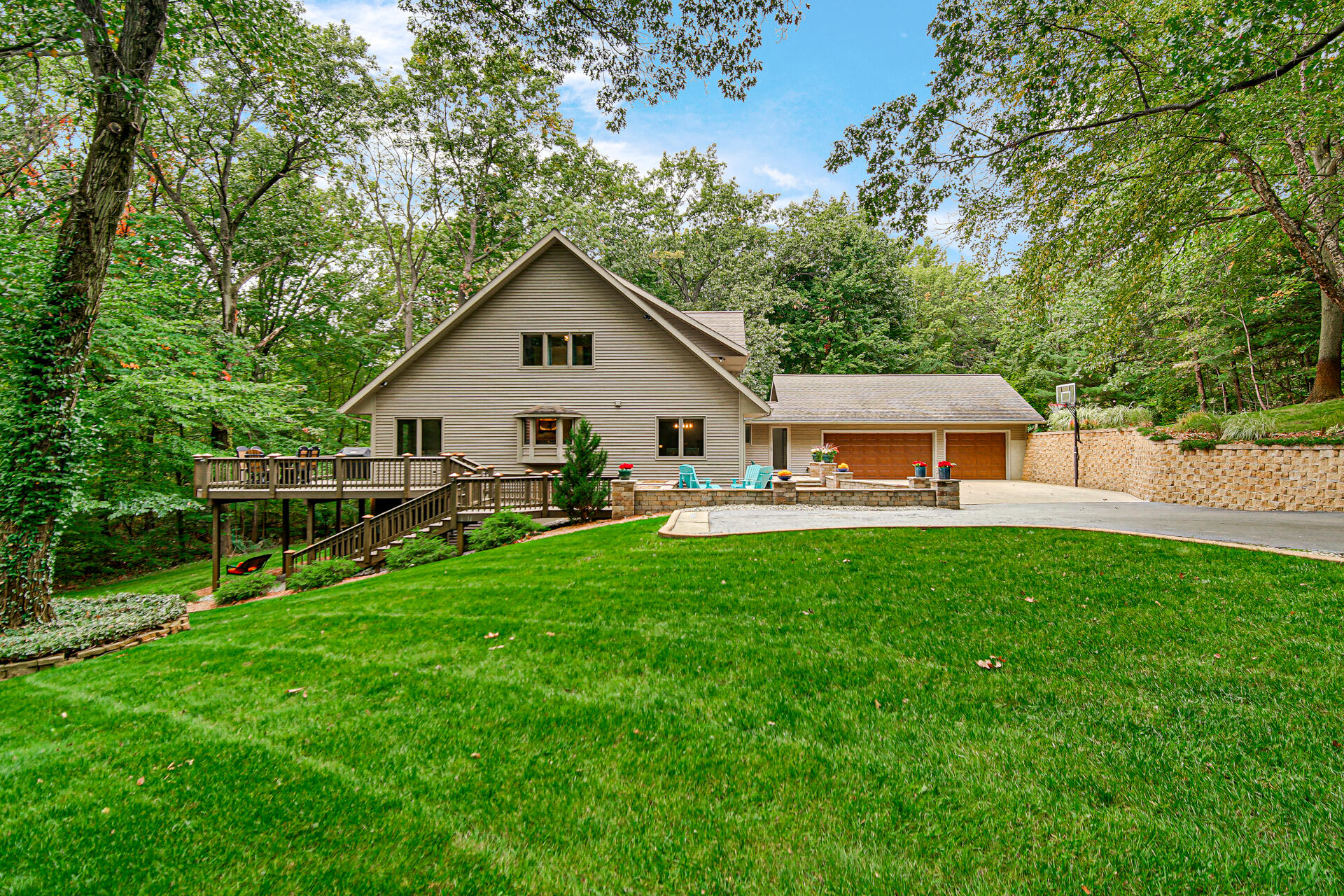 4079 W Schultz Road