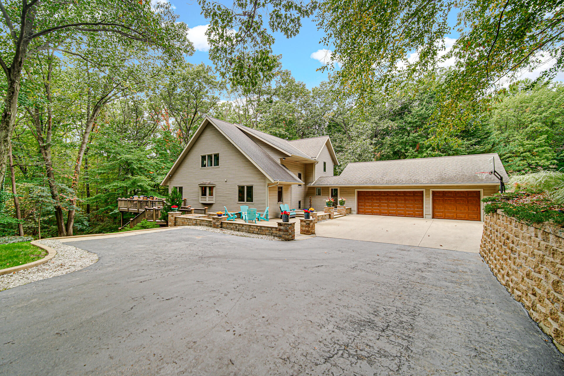 4079 W Schultz Road