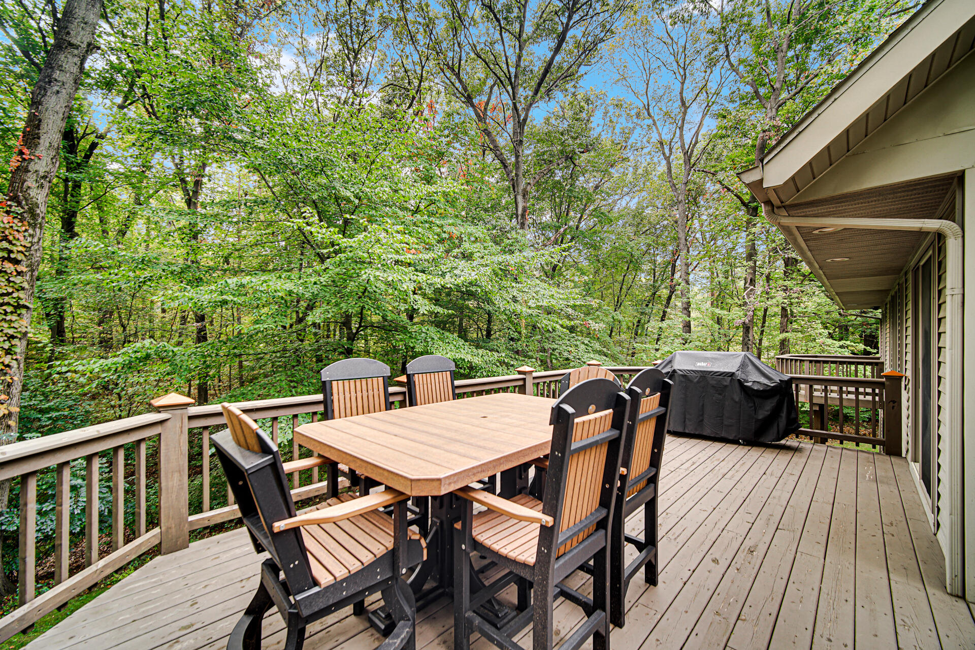 4079 W Schultz Road