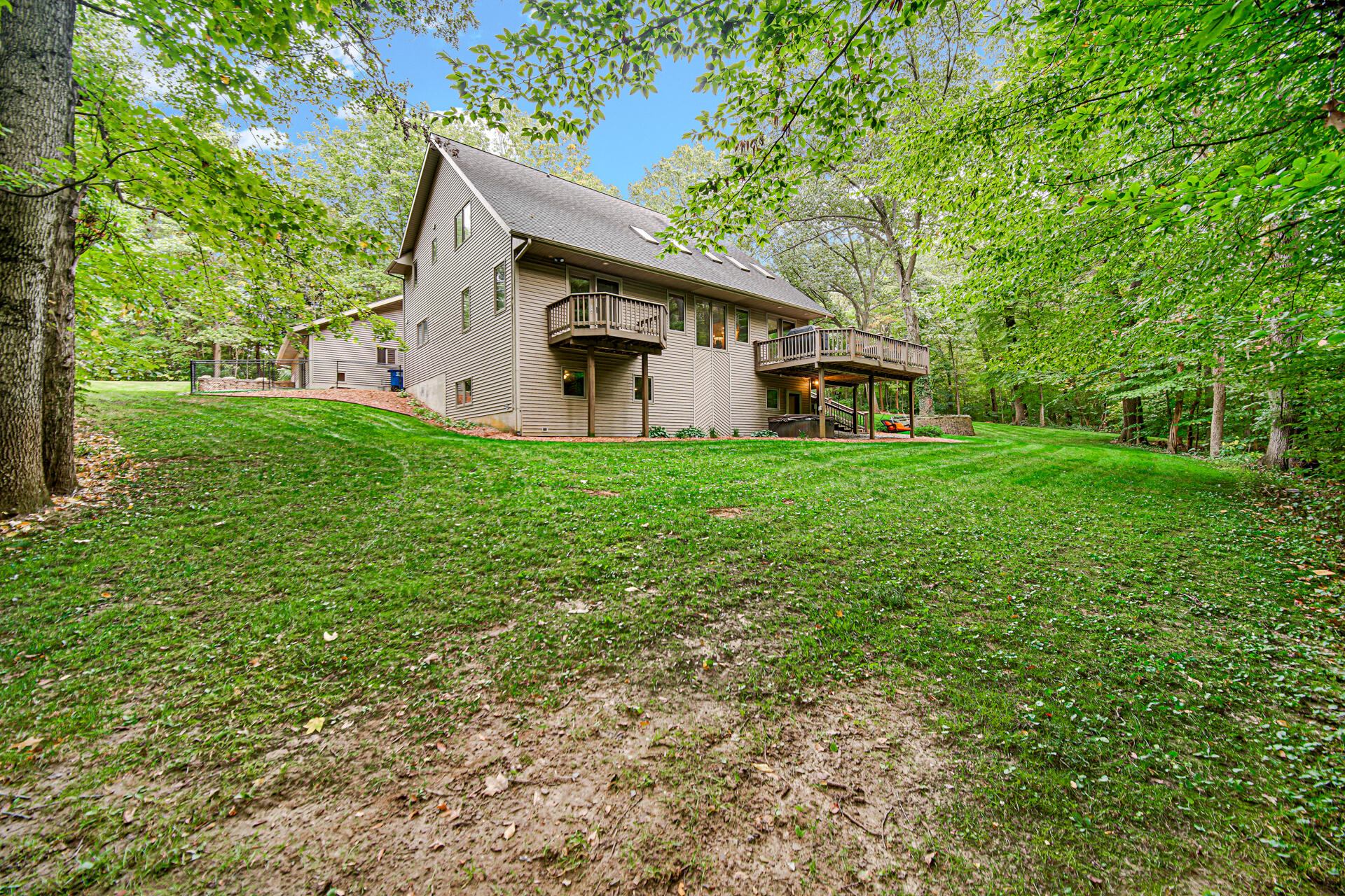 4079 W Schultz Road