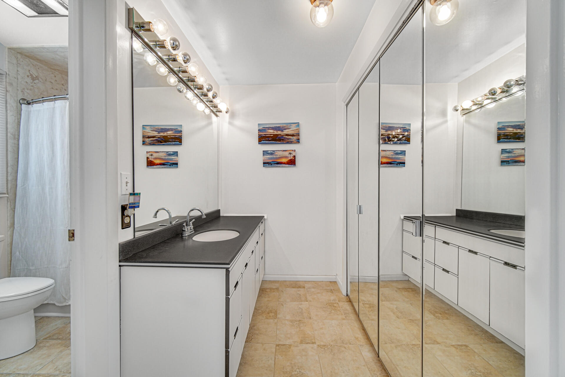 2 Marine Drive Unit: 6