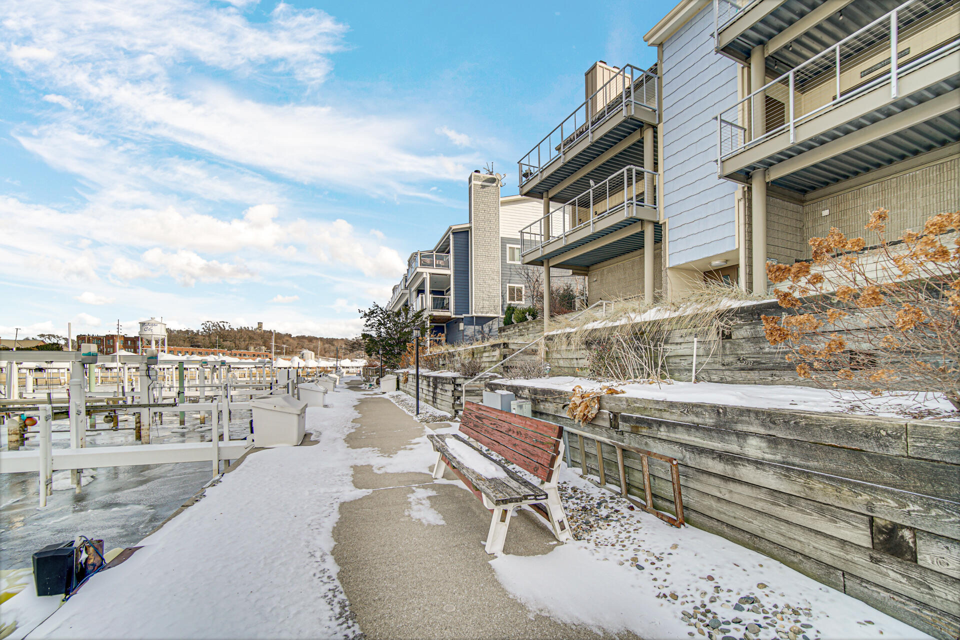 2 Marine Drive Unit: 6