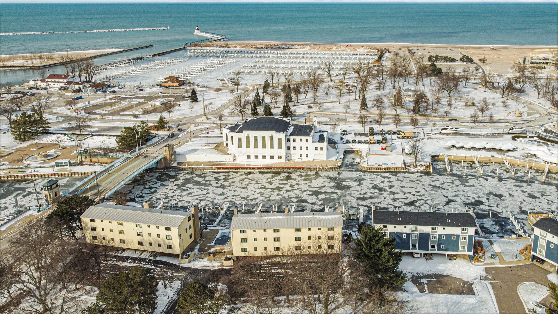 2 Marine Drive Unit: 6