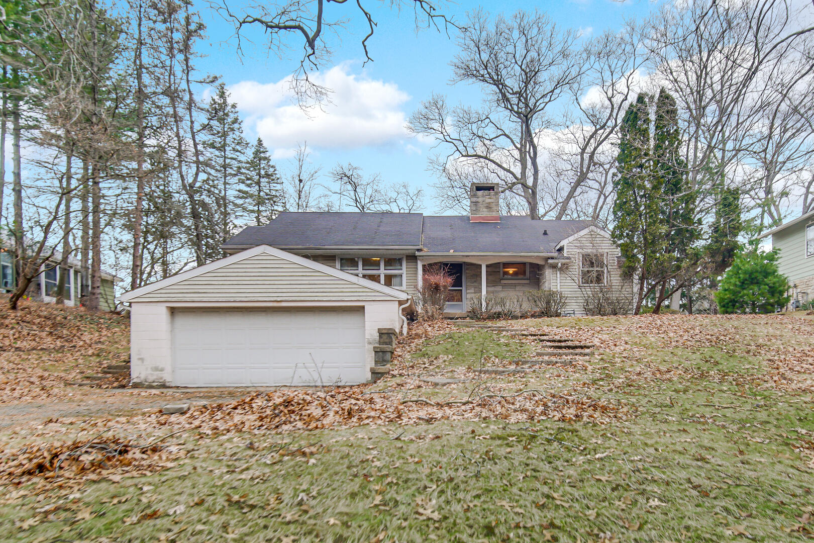 2906 Oriole Trail
