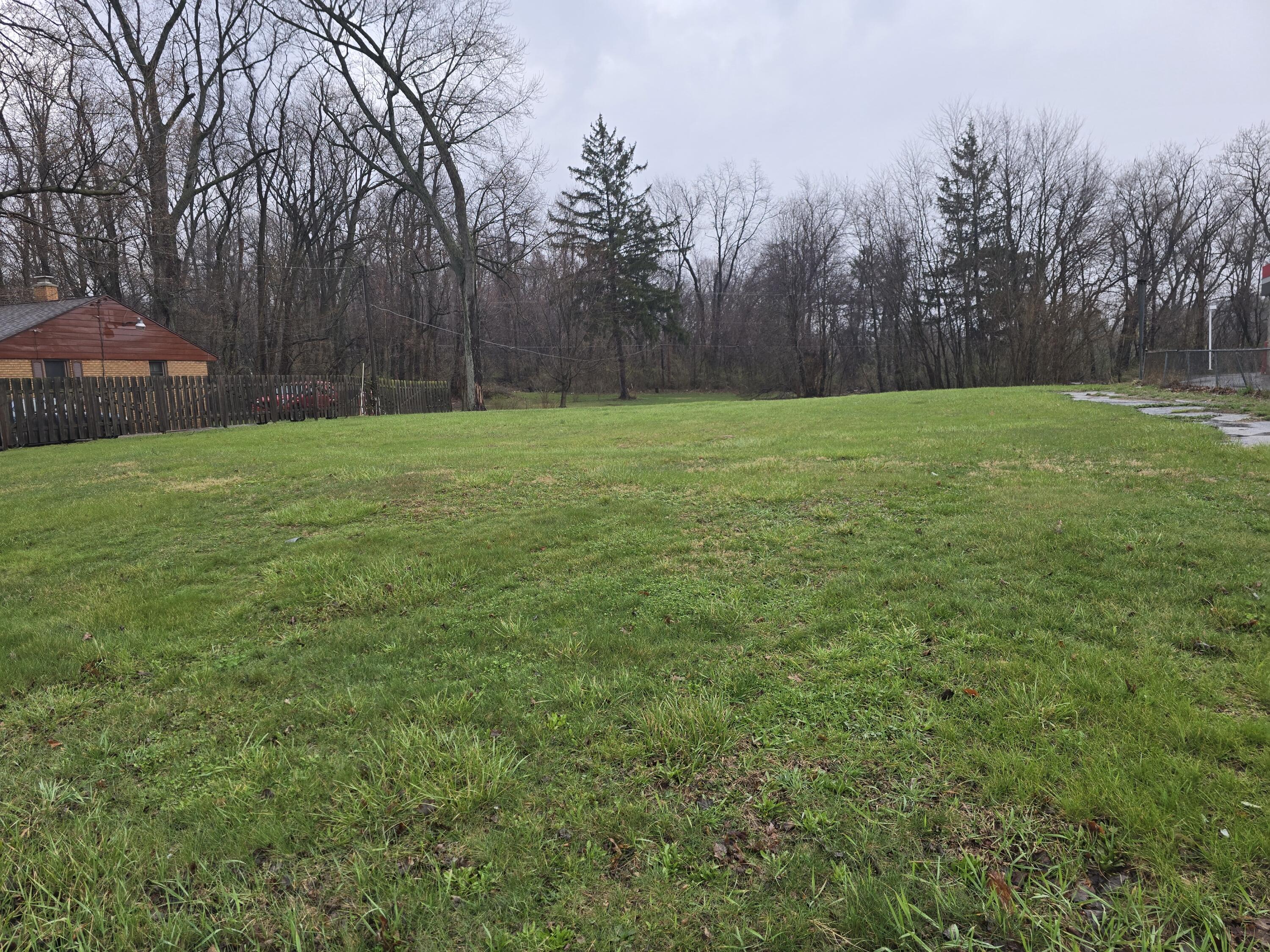 711 Pine Lake Avenue