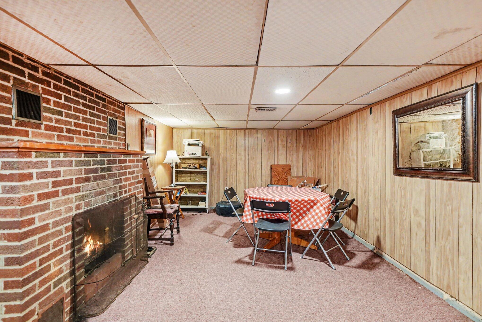 805 Division Street
