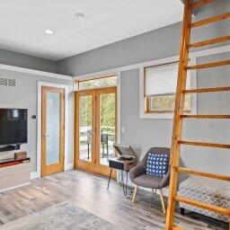 12 Tryon Farm Lane