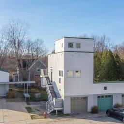 12 Tryon Farm Lane