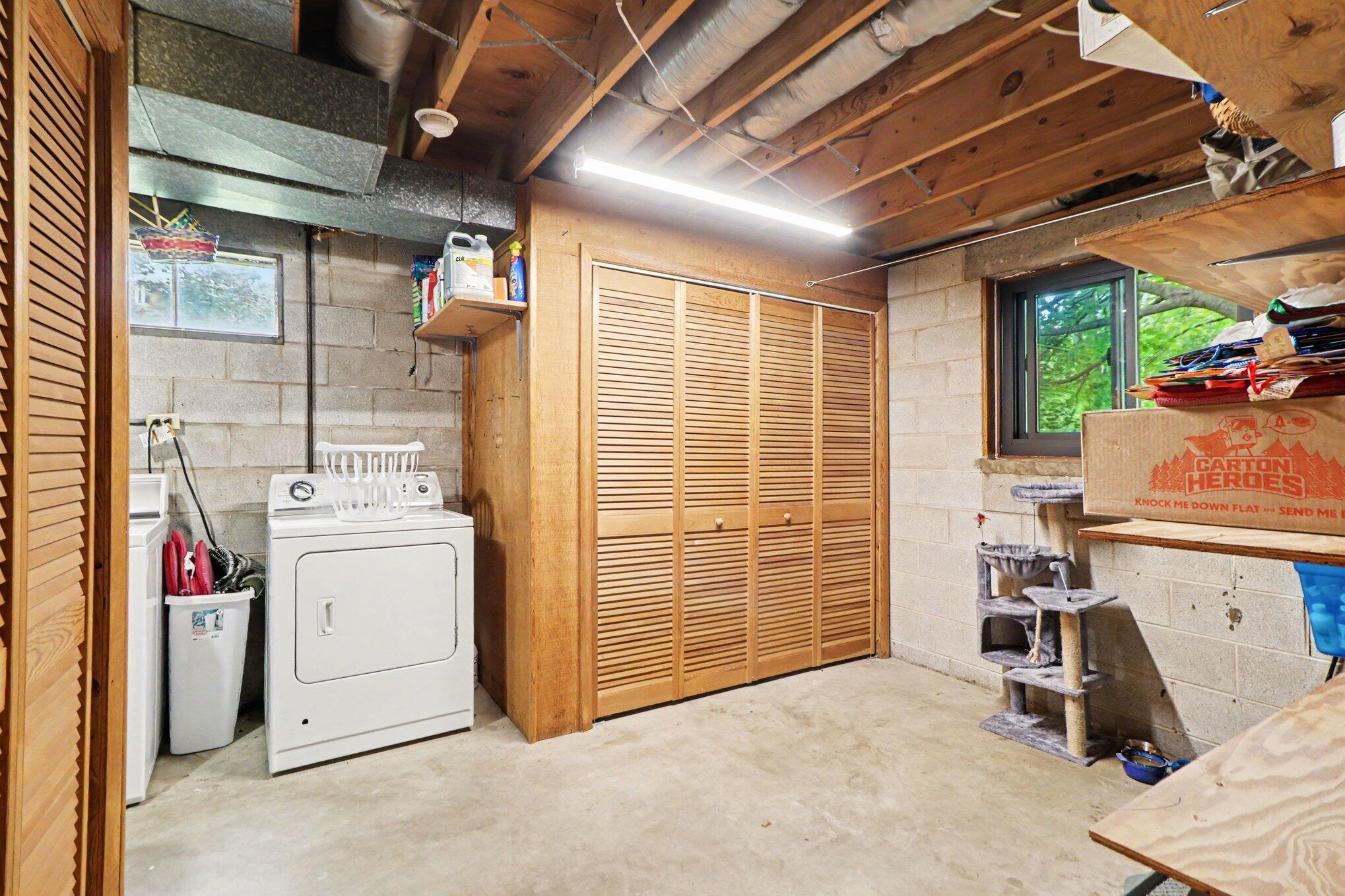 3276 N 525 W