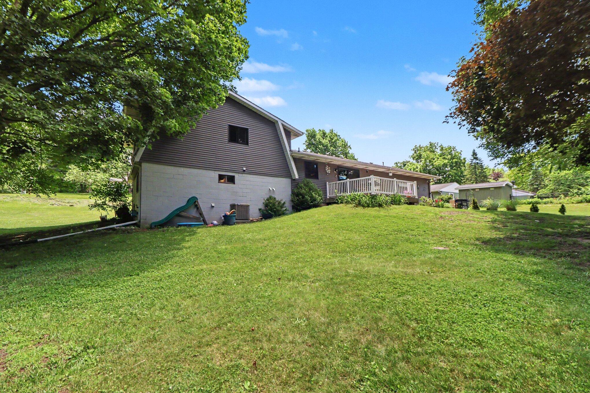 3276 N 525 W