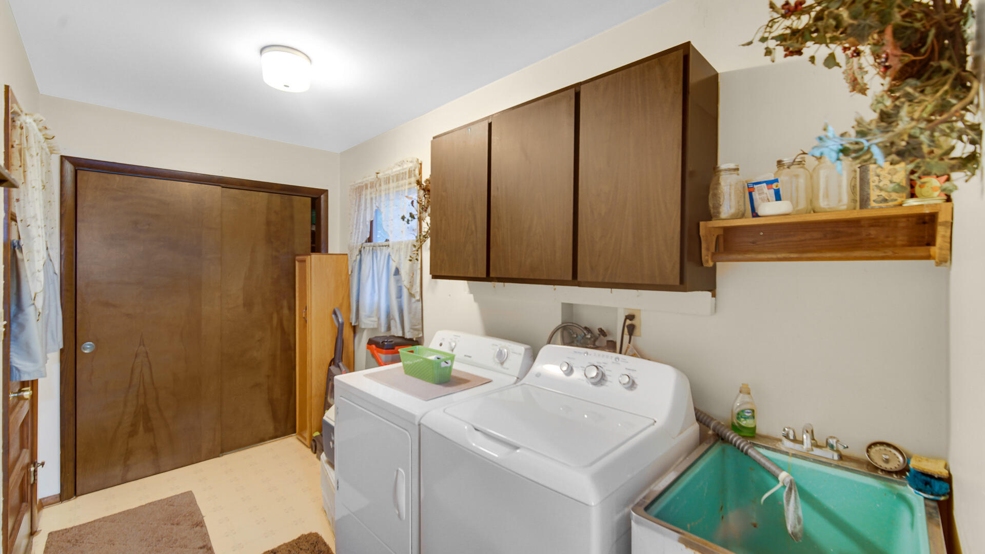 3688 N Promenade Circle