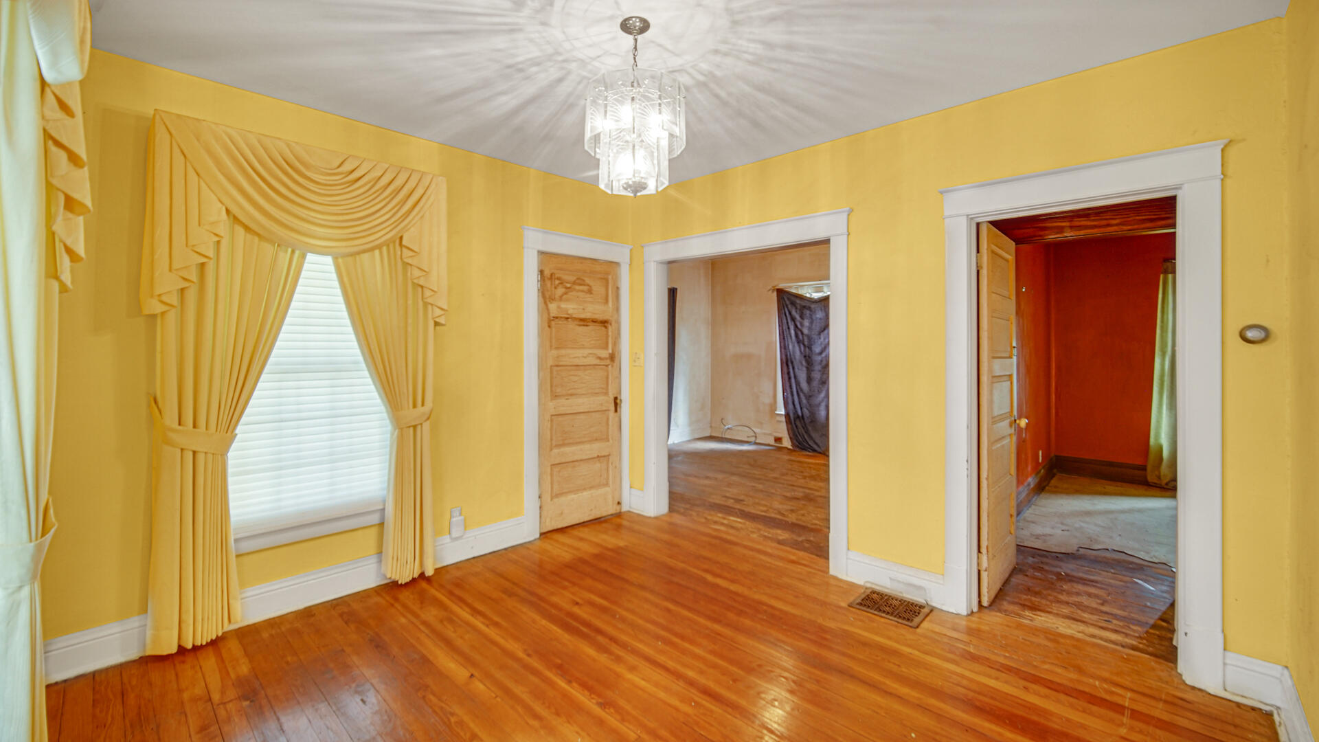 221 S Woodland Avenue