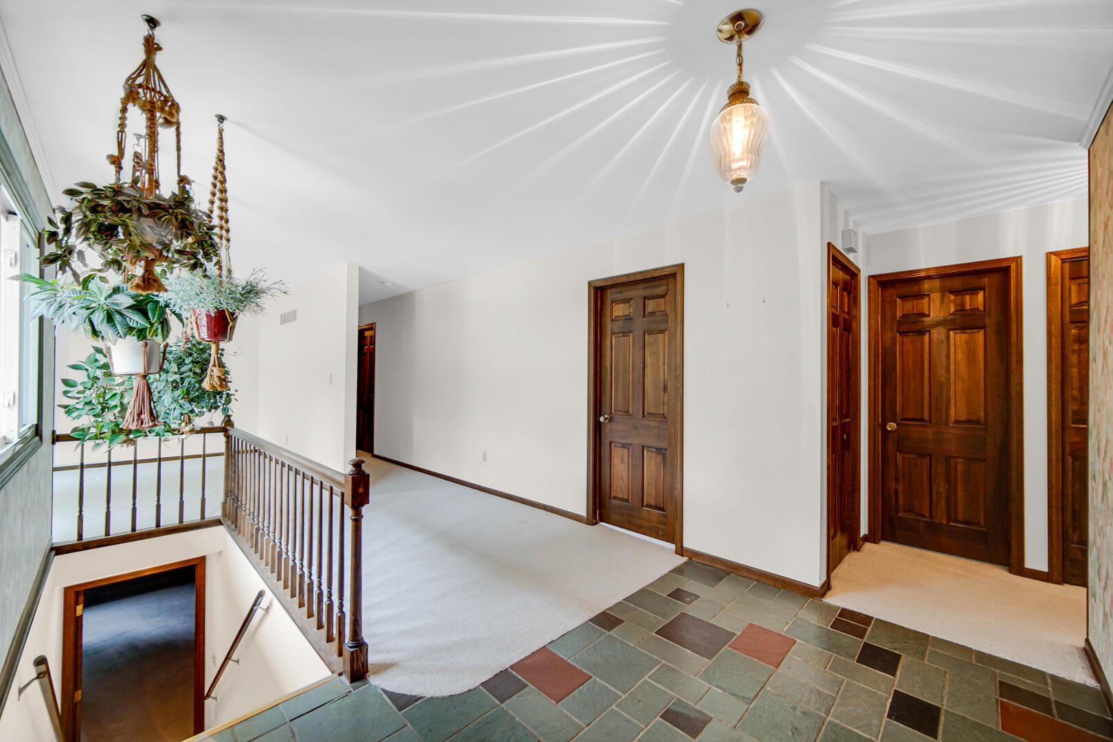 2633 N Stuyvesant Lane