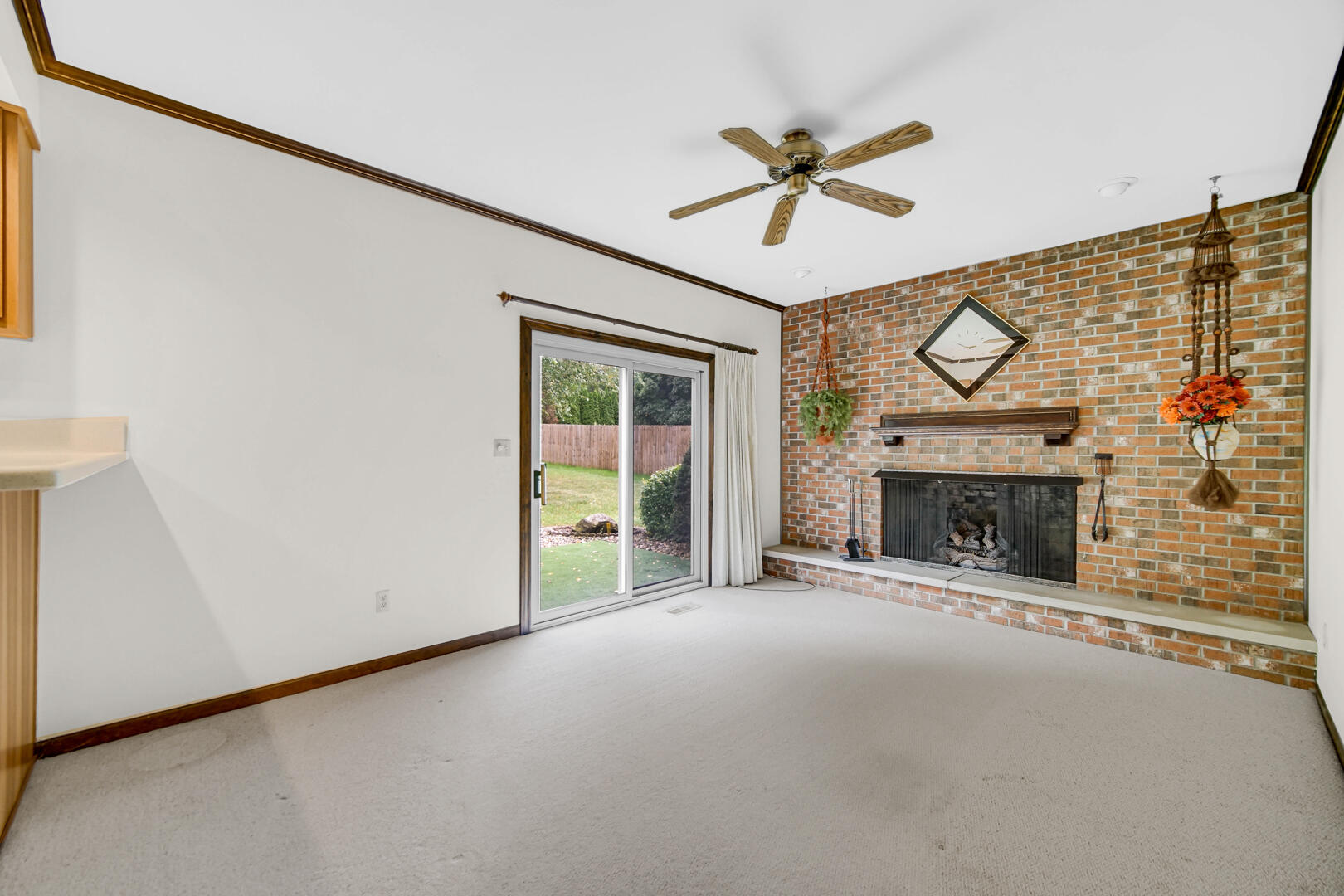 2633 N Stuyvesant Lane