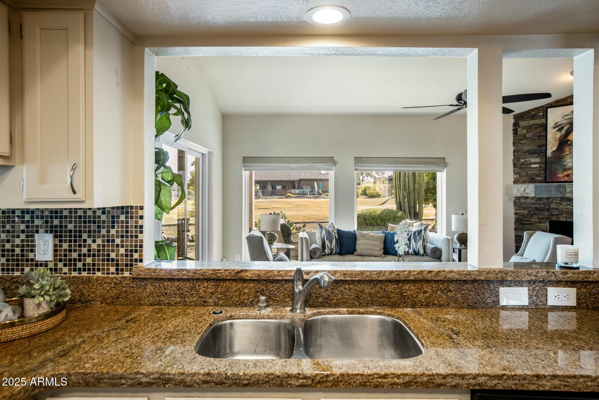 18719 E AVENIDA DEL RAY --