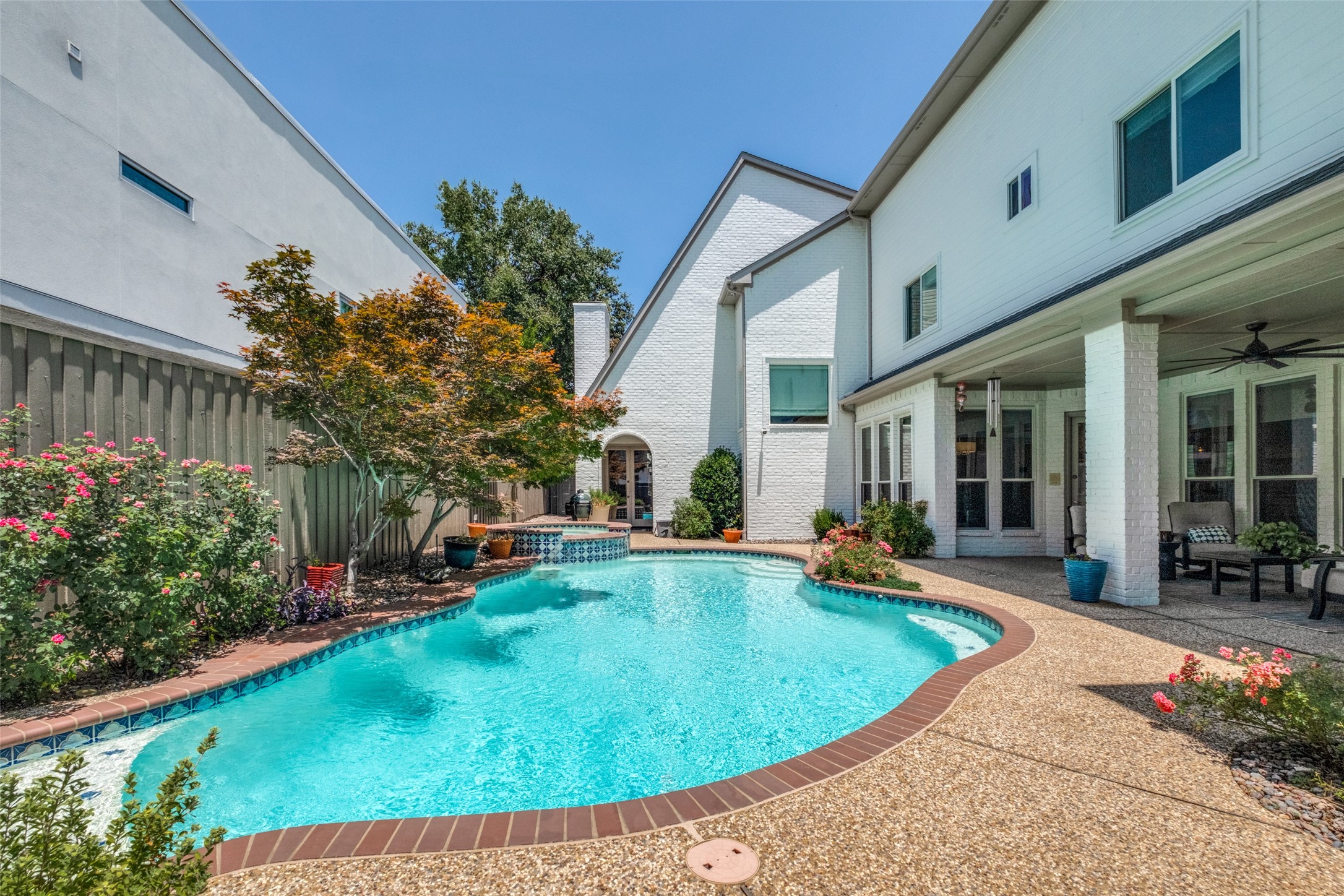 3609 Mockingbird Lane