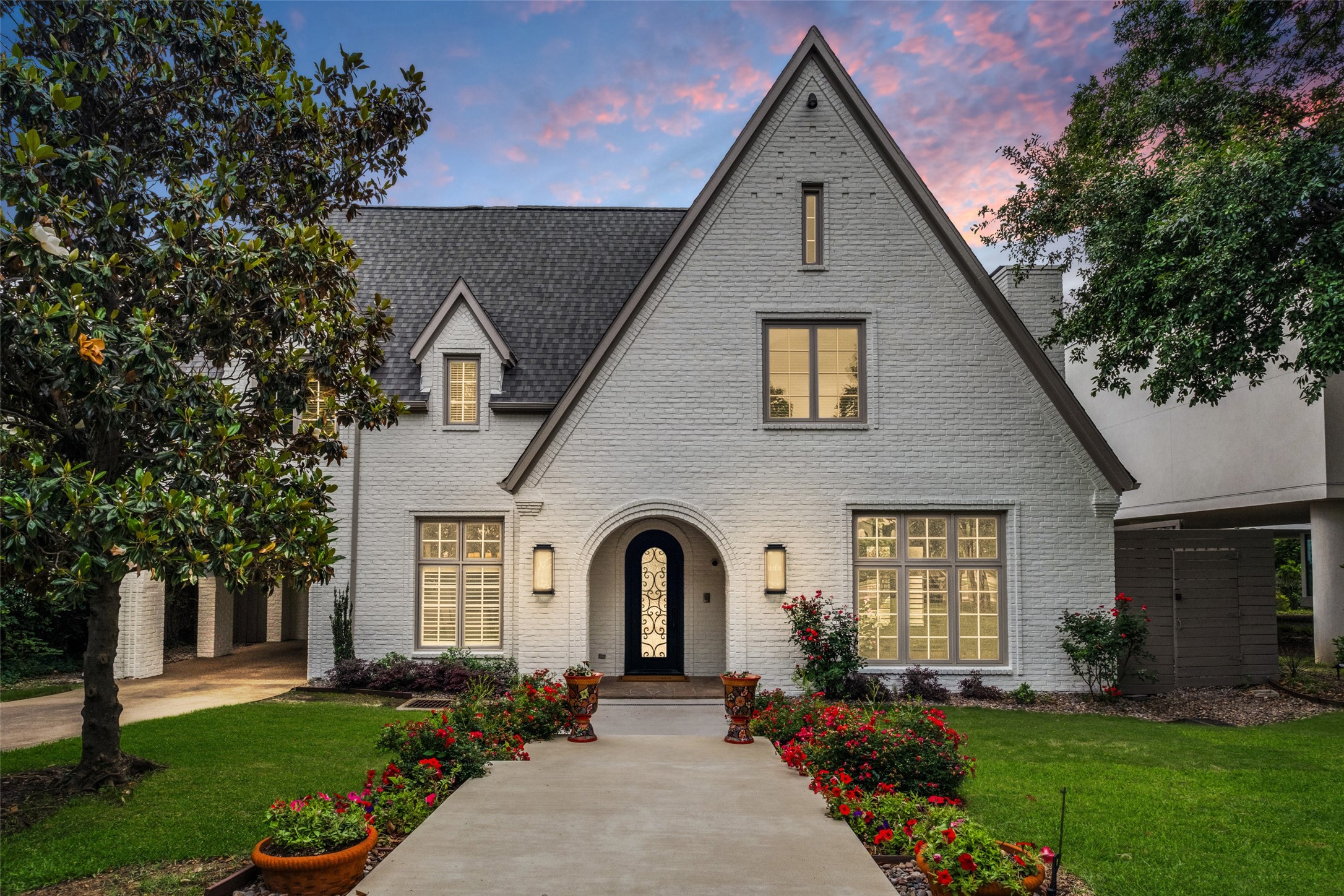 3609 Mockingbird Lane