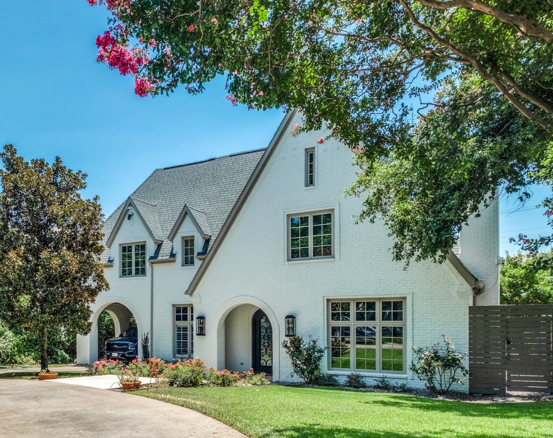 3609 Mockingbird Lane
