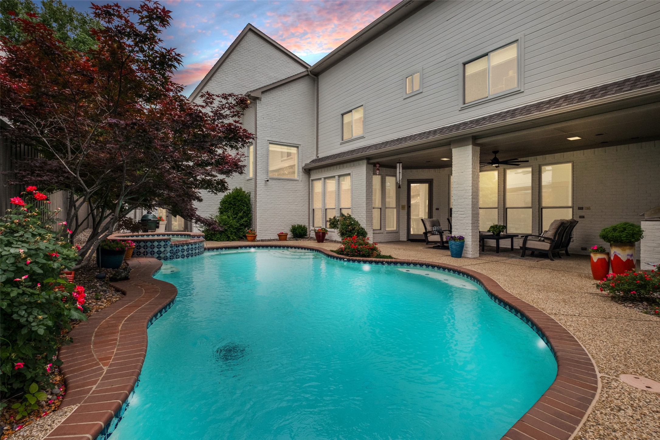3609 Mockingbird Lane