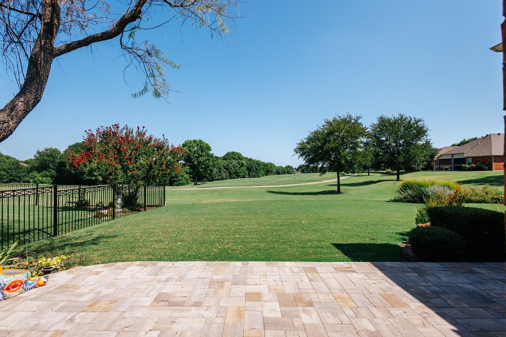 1371 Shadow Creek Drive