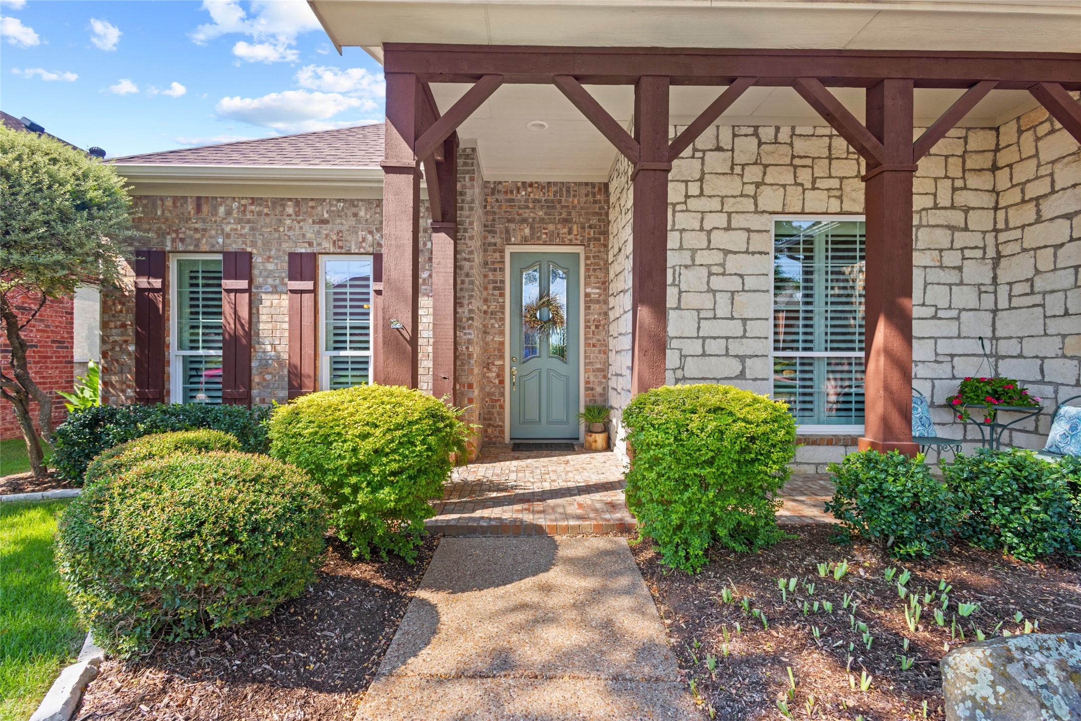 1371 Shadow Creek Drive