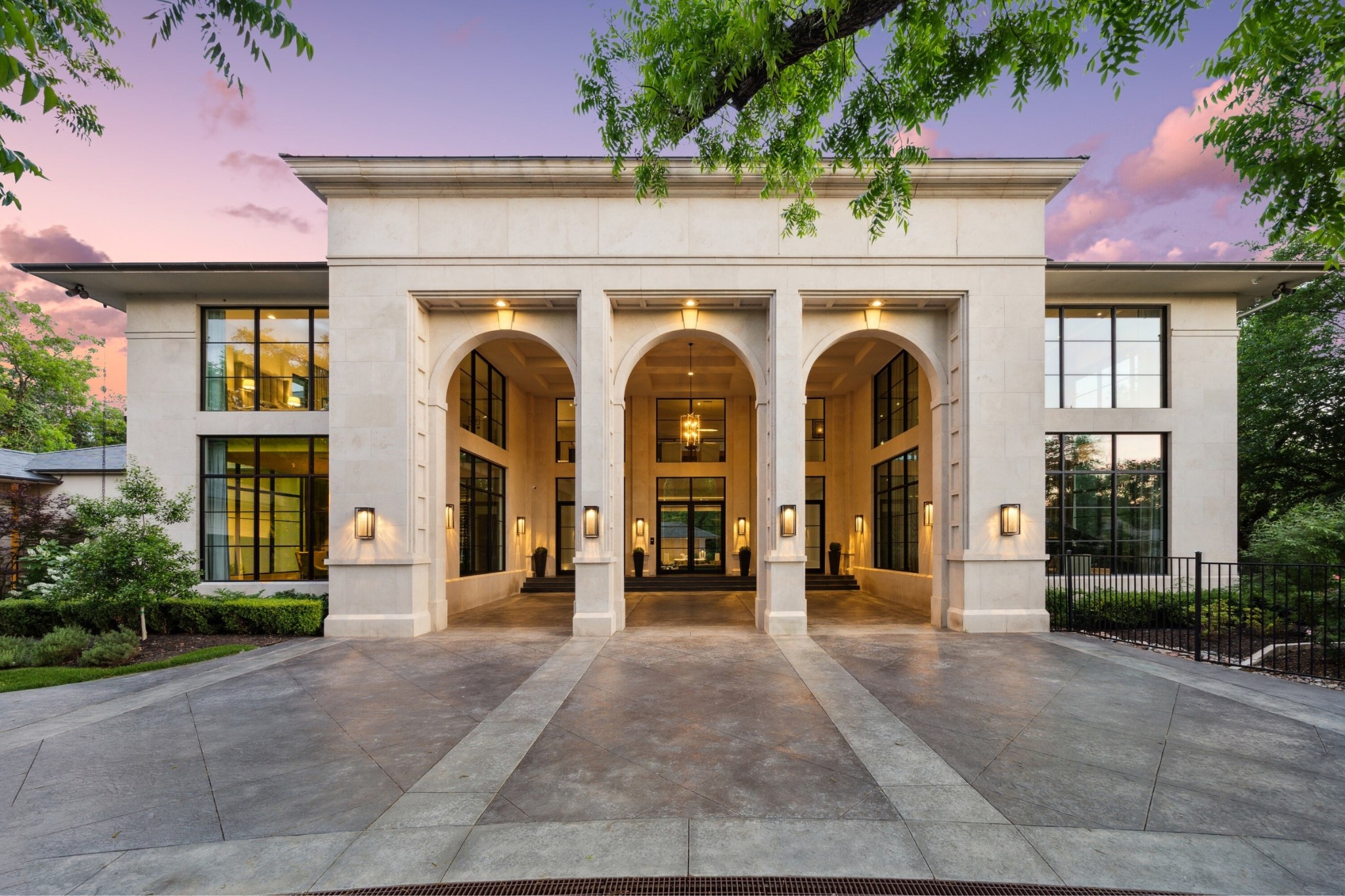 5214 Royal Lane