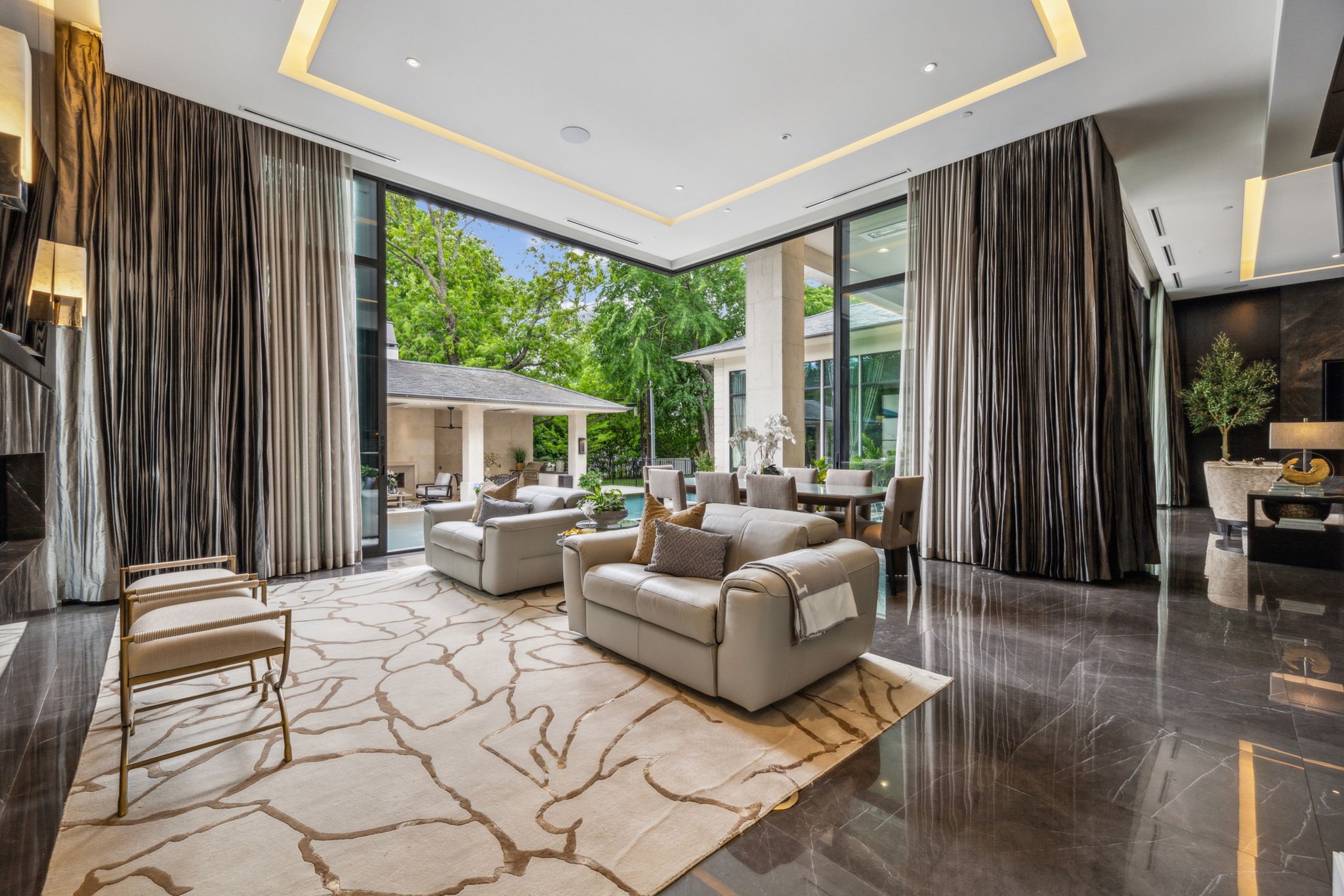 5214 Royal Lane
