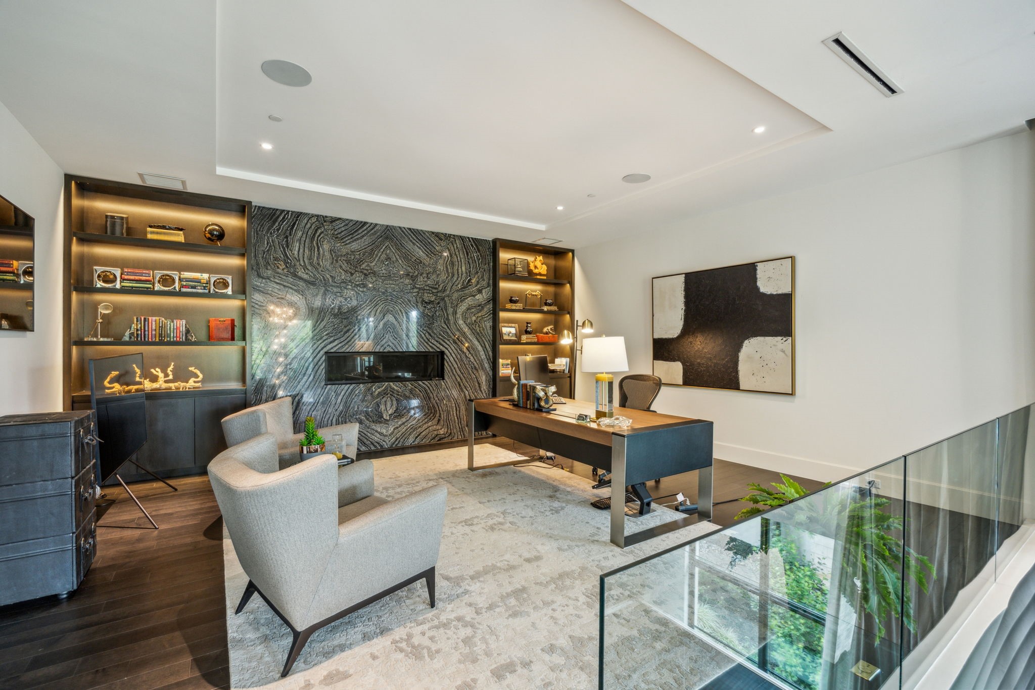 5214 Royal Lane