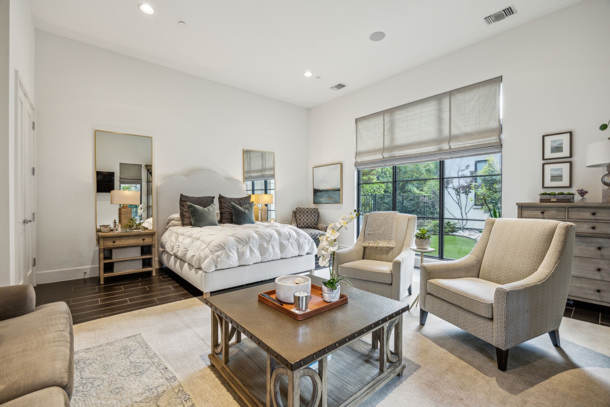 5214 Royal Lane
