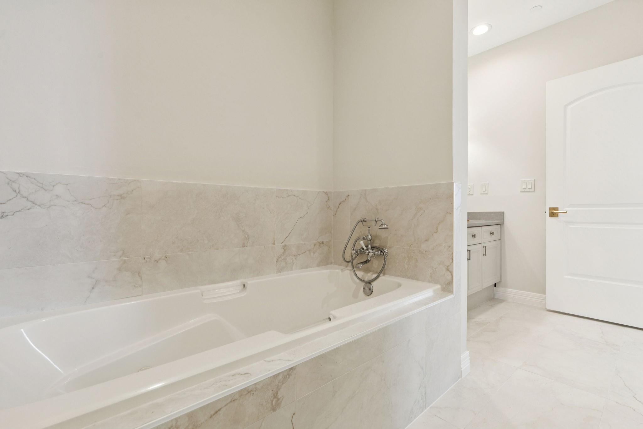 2828 Hood Street 1506