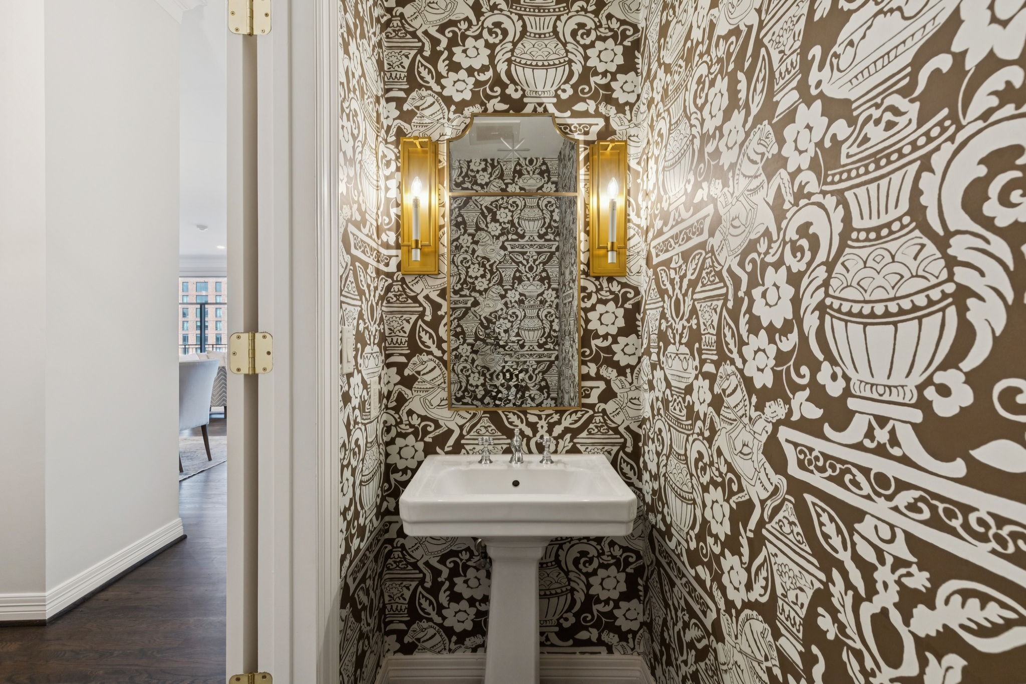 2828 Hood Street 1506