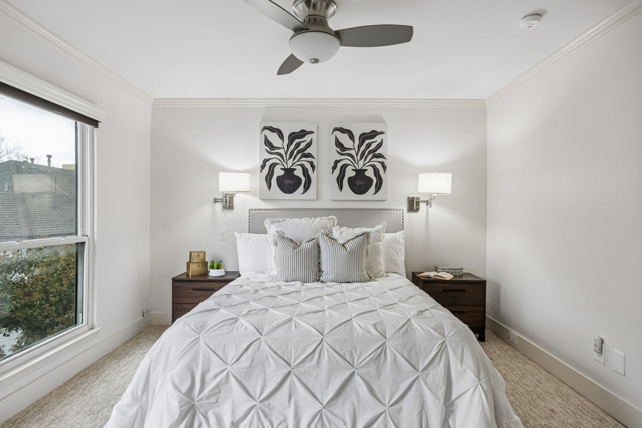 4242 Travis Street 111