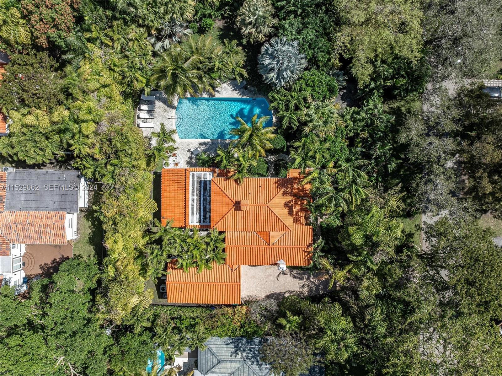 469 NE 55th Street