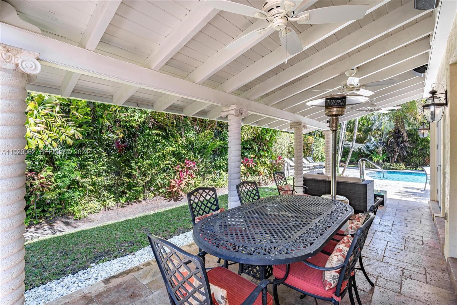 469 NE 55th Street