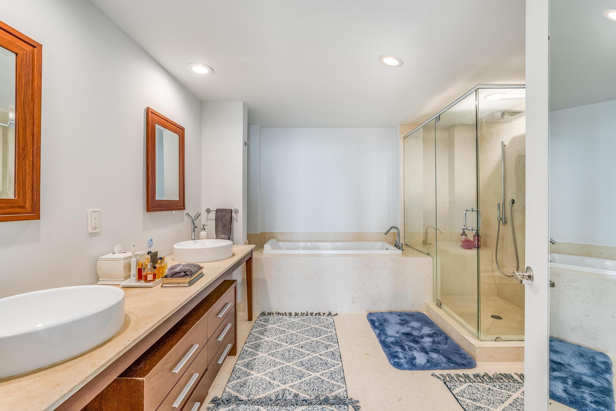 495 Brickell Avenue 5605