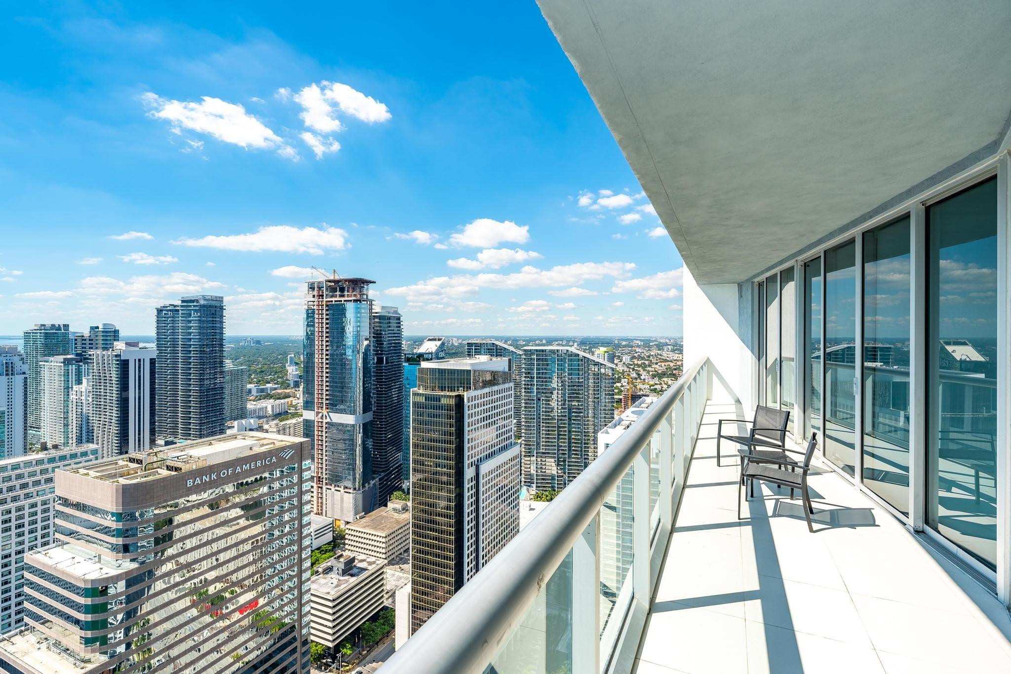 495 Brickell Avenue 5605