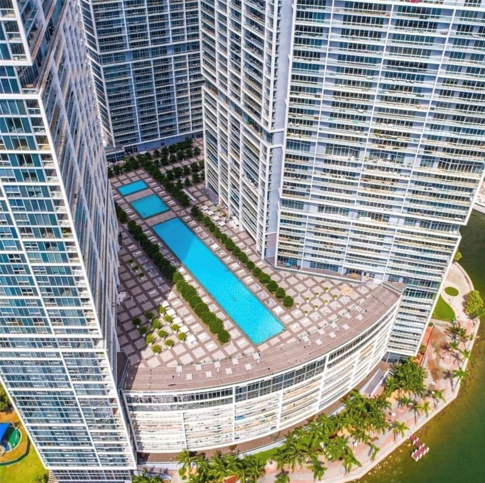 495 Brickell Avenue 5605