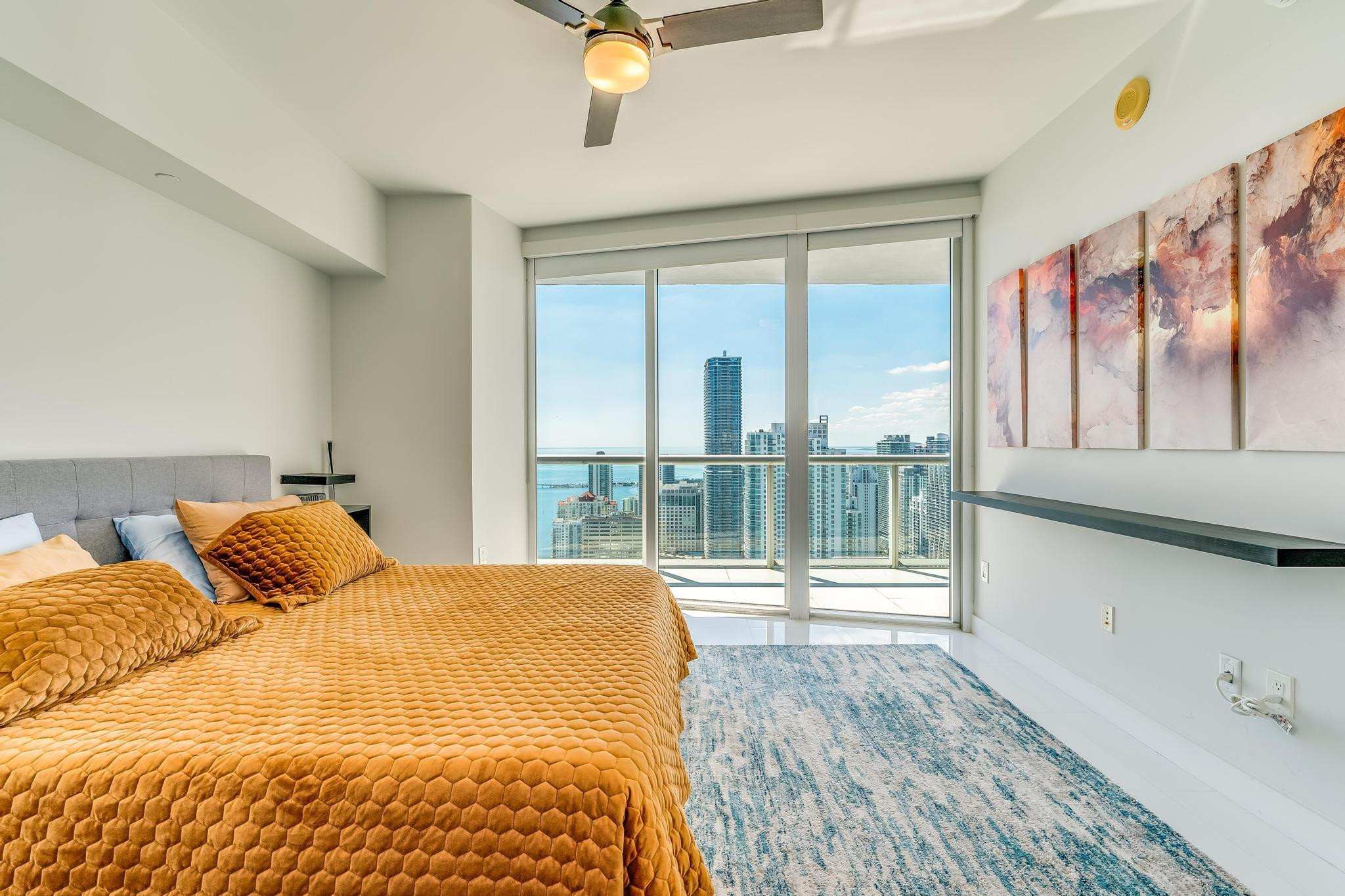 495 Brickell Avenue 5605