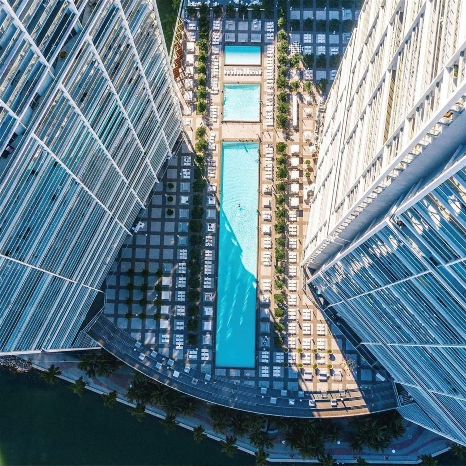495 Brickell Avenue 5605