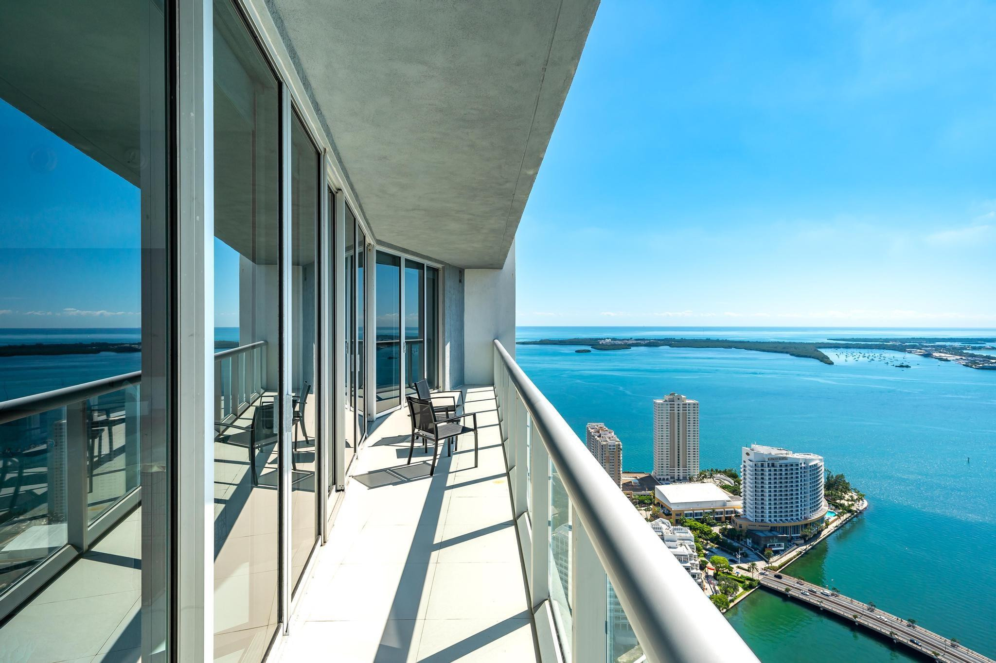 495 Brickell Avenue 5605