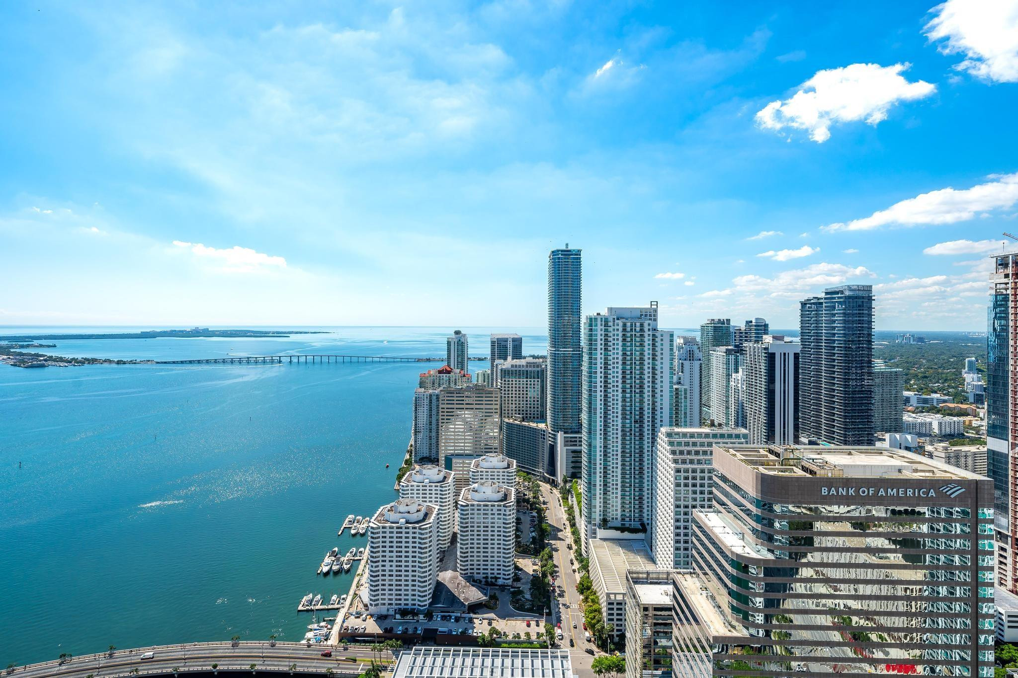 495 Brickell Avenue 5605