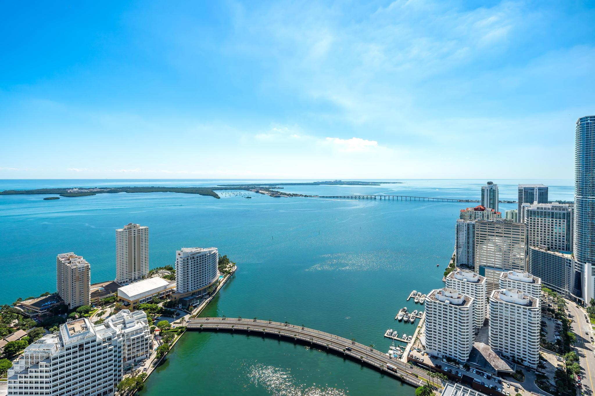 495 Brickell Avenue 5605