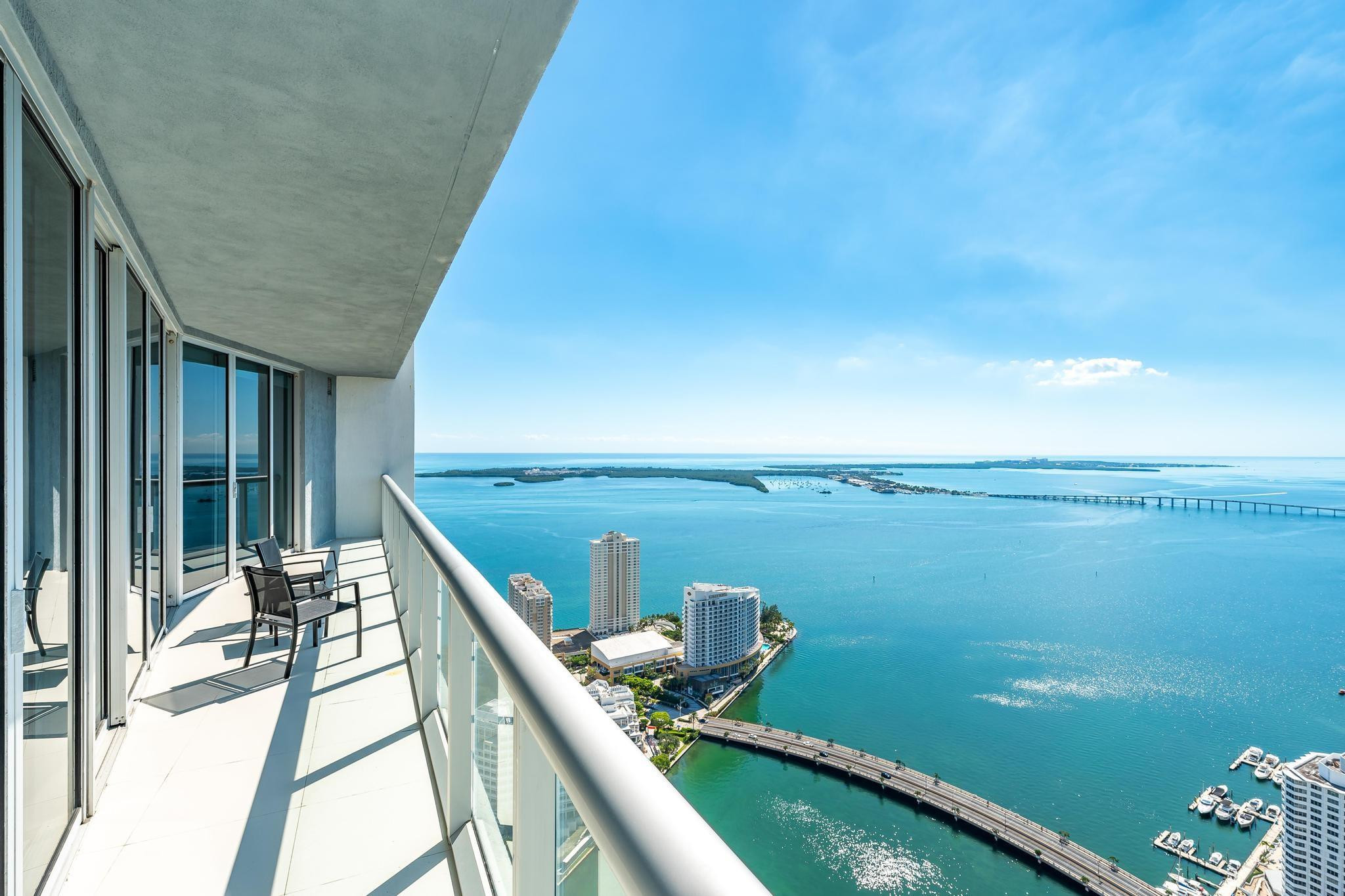 495 Brickell Avenue 5605